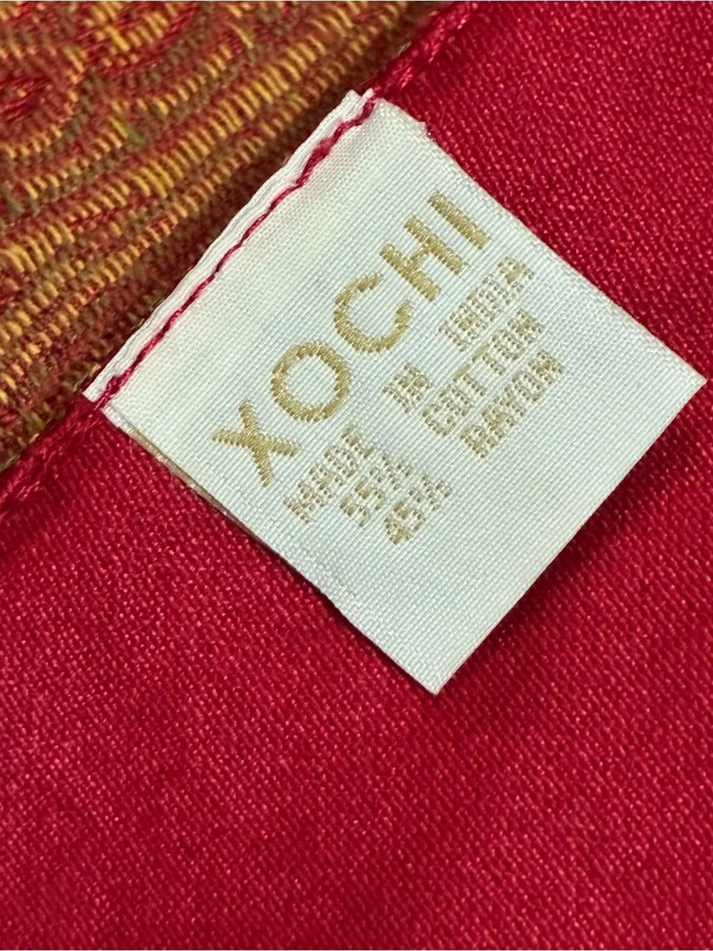XOCHI Placemat Reversible Red Gold Paisley Woven Cotton Blend 13x19 Replacementt